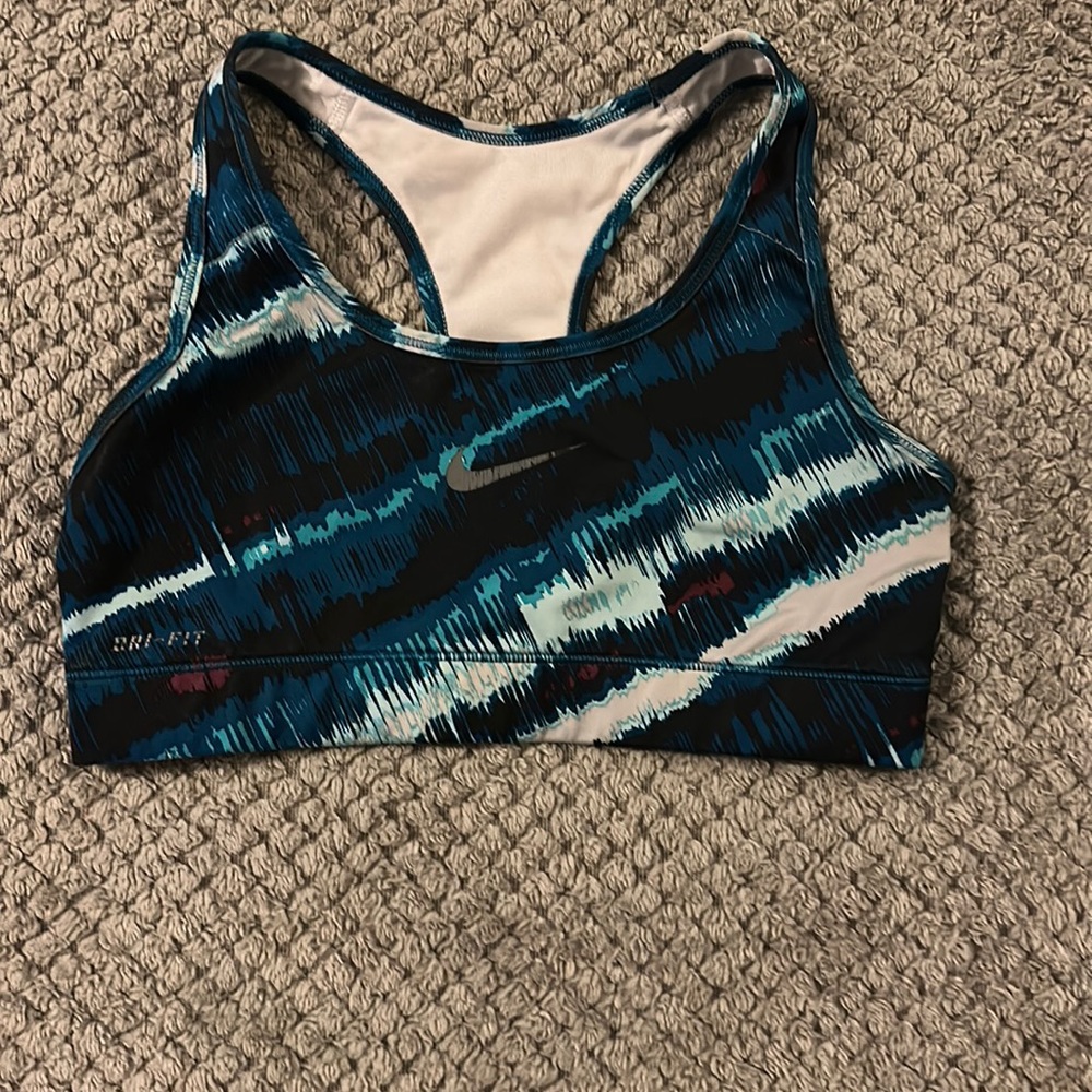 nike sports bra